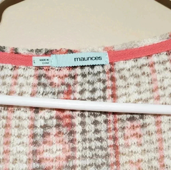 Maurices Women's Size Large Long Sleeve Knit Top Lace Crochet Trim Soft - Picture 3 of 7